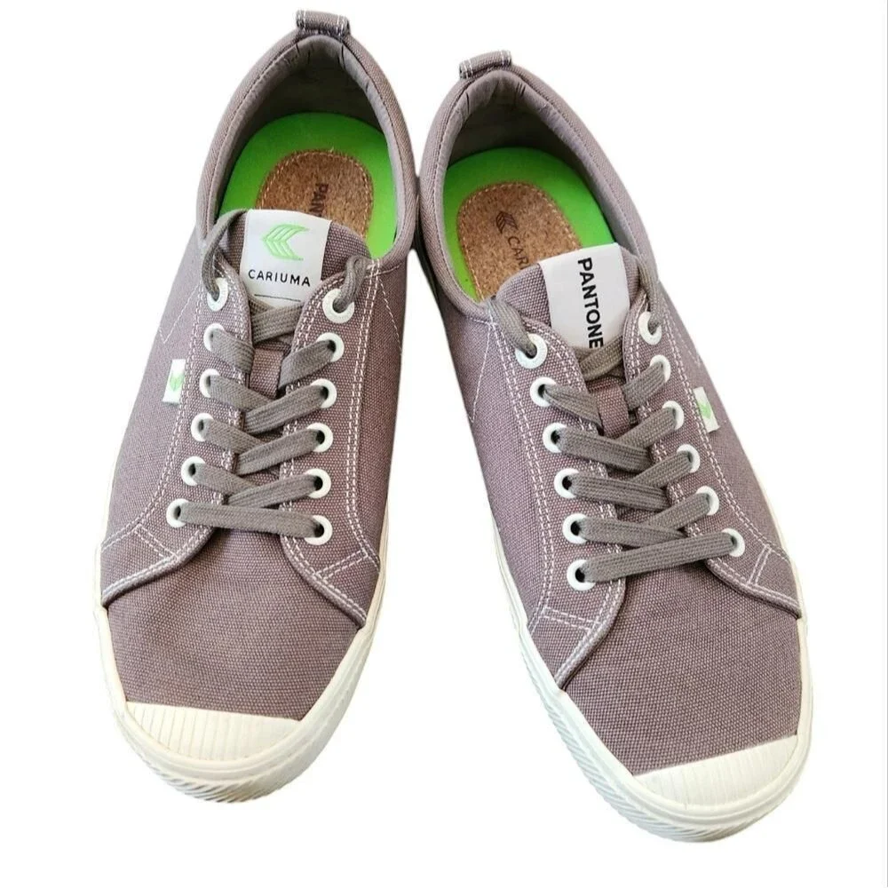 Cariuma OCA Low Sneakers Grey Unisex Men’s 10.5 / Women’s 12 Organic Cotton